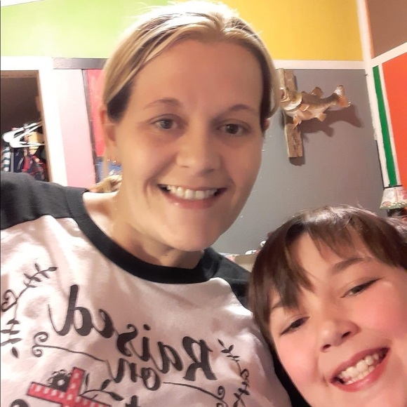 Meet your Posher, Heather Casey Owner of Southern Sass Bo.,LLC check out FB & IG - Picture 6 of 6